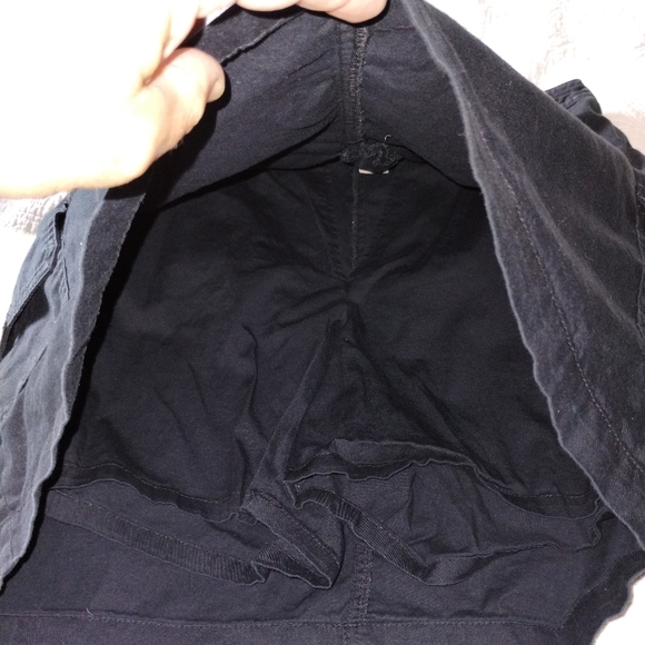 Croft and Barrow Black Skirt/Skort with built-in shorts - Picture 9 of 11